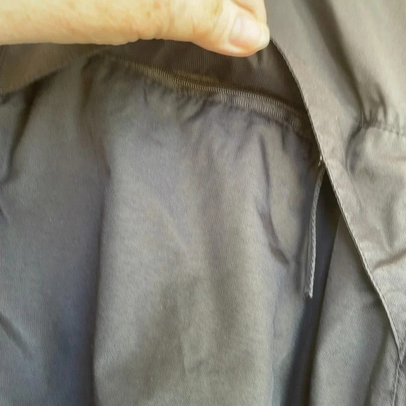 Reebok Black Half Zip Hooded Windbreaker - Picture 4 of 11